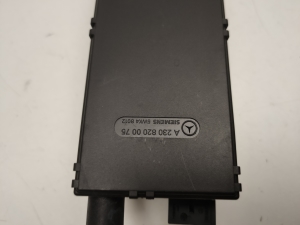 Mercedes Benz SL-Class 230 (2001–2012) Antenne A2308200075 - 3