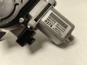 Opel Insignia (2017–2026) Rear wiper motor 39117472 - 4