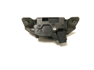 Opel Insignia (2017–2026) Trunk lid lock 13509599 - 3