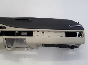 VOLVO XC70 (2007–2016) Dashboard and its parts 39891979 - 5