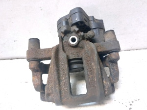 Rear brake caliper - VCR281