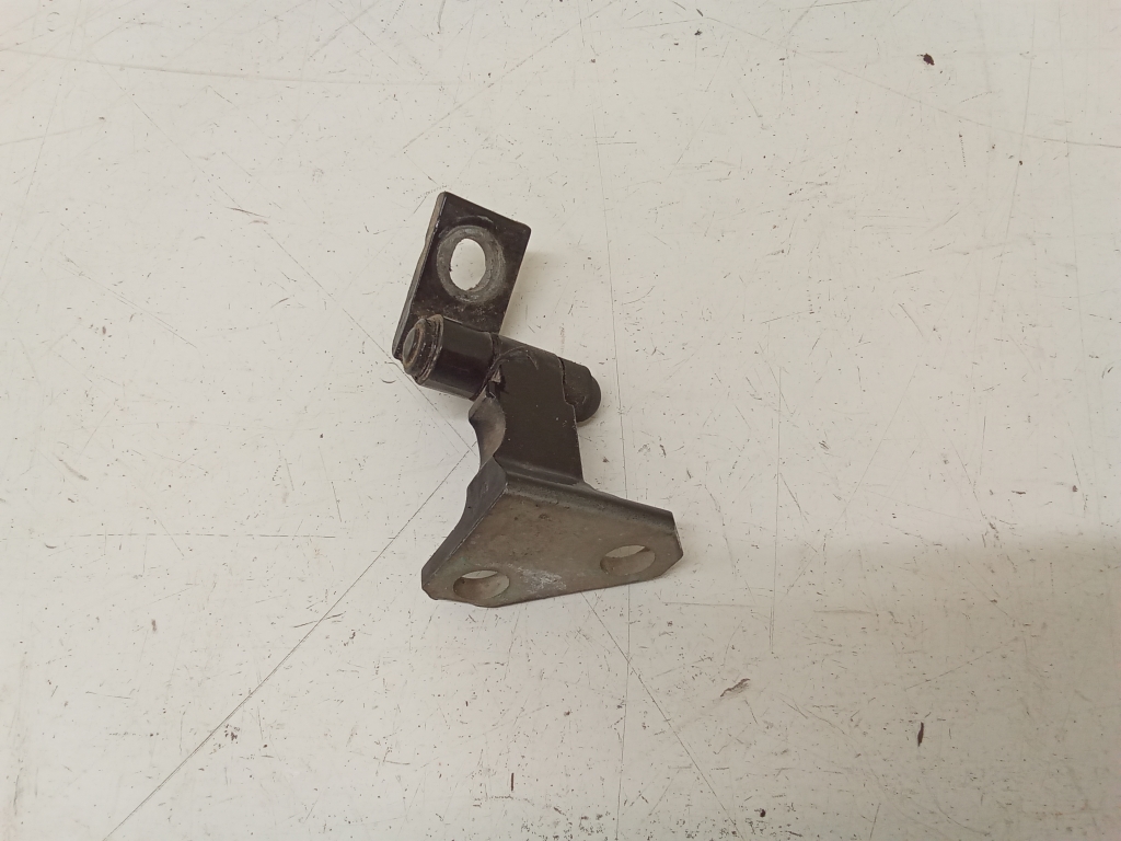 Volkswagen Passat B6 (2005–2010) Rear side door upper hinge 3C4839756 Volkswagen Passat B6 (2005–2010) Rear side door upper hinge 3C4839756