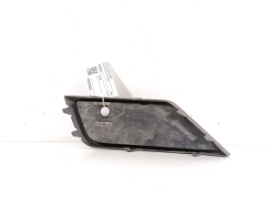 Volkswagen Tiguan (2017–2026) Front bumper lower grille 5NA853666A - 2
