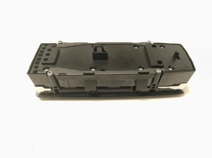 Mercedes Benz A-Class 176 (2012–2018) Front door glass switch A1669054300 - 7