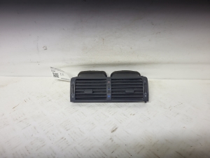 Armatuurlaua ventilatsioonivõred - 8361895