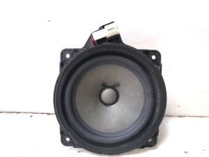 Rear side door speaker - 96331C5200