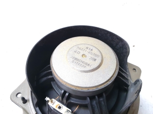 Kia Sorento (2014–2026) Rear side door speaker 96331C5200 - 4