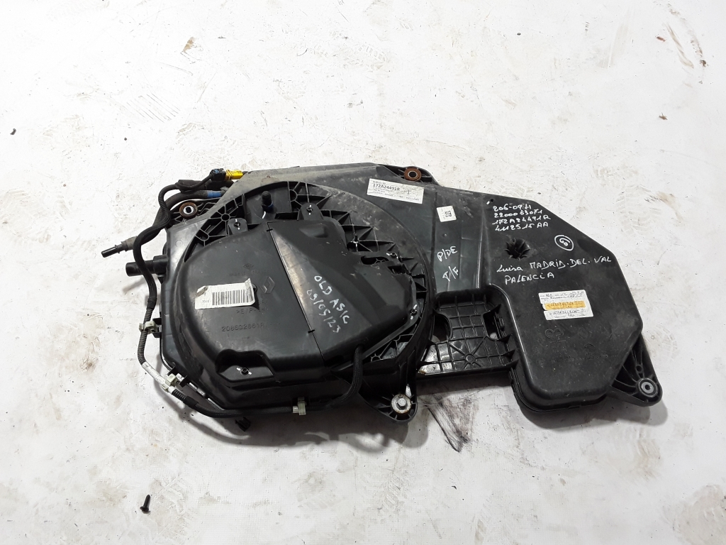 RENAULT Megane IV (2016–2022) AdBlue tank 172A24491R RENAULT Megane IV (2016–2022) AdBlue tank 172A24491R
