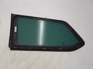 Volkswagen Passat B8 (2014–2023) Vitre de custode arrière 3G9845298CJ - 2