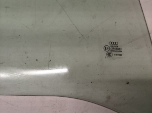 AUDI A4 B7 (2004–2008) Aizmugurējo sānu durvju stikls 43R00081 - 2