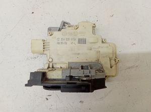 Volkswagen Passat B6 (2005–2010) Rear side door lock 3C4839015A - 2