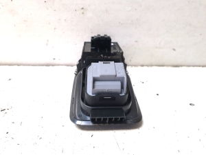 Volkswagen Caddy V (2020–2026) Front door glass switch 7la959858 - 2