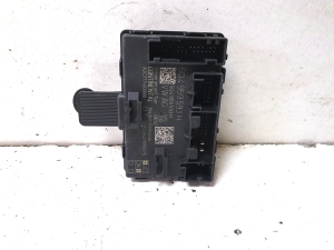 Volkswagen Caddy V (2020–2026) Front door control unit 5q4959593H - 2
