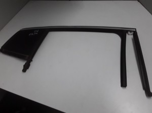 Opel Insignia (2017–2026) Dreiecksfenster Tür hinten 39144551 - 2