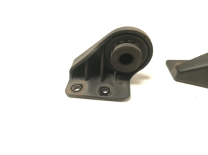 Kia Sportage (2010–2016) Radiator bracket - 2