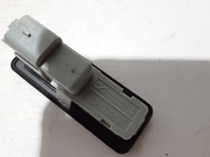 RENAULT Arkana (2019–2026) Trunk opening switch 906069254R - 3