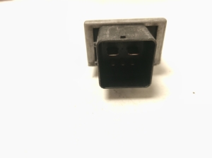 RENAULT Clio IV (2012–2019) Glow plug relay 110678071R - 3