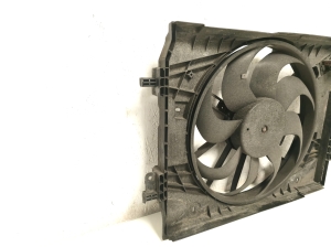 RENAULT Clio IV (2012–2019) Dzesēšanas ventilators un tā daļas 214818009R - 6