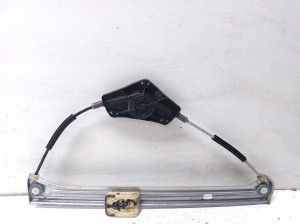 Volkswagen Caddy V (2020–2026) Front door window regulator 27837462A - 3