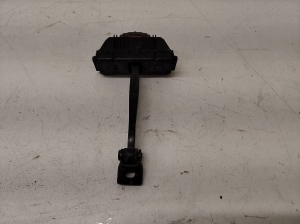 Rear side door opening limiter - 7033612