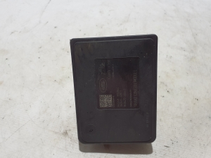 Land Rover Evoque (2011–2018) ABS unit JJ322C405AB - 3