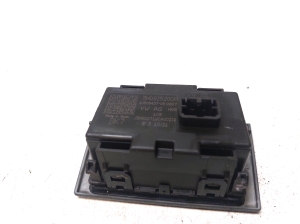 Volkswagen Caddy V (2020–2026) Hazard light switch 5HO925200P - 3