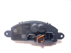 Cabin shoulder motor resistance - 5WA907521