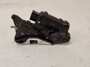 BMW 3 SERIES E46 (1998–2007) Rear side door lock 246HTR - 2