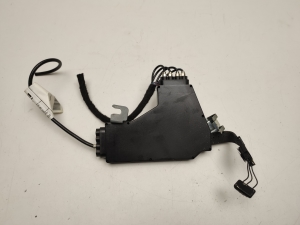 Mercedes Benz SL-Class 230 (2001–2012) Antenna amplifier A2308201489 - 3