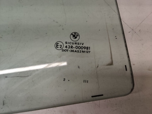 BMW 3 SERIES E46 (1998–2007) Aizmugurējo sānu durvju stikls 43R000981 - 2