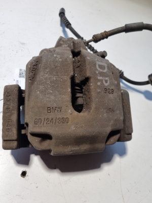 BMW 5 SERIES F11 (2010–2017) Front brake caliper 6024330 - 4