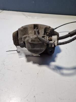 BMW 5 SERIES F11 (2010–2017) Front brake caliper 6024330 - 4