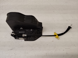 BMW 5 SERIES E61 (2004–2010) Front door lock 7202145 - 4
