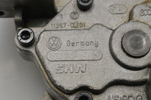 Volkswagen Golf VI (2008–2013) Ölpumpe 03C103669E - 3