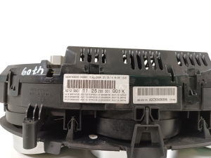 Mercedes Benz E-Class W212 (2009–2015) Instrument cluster A2129001125 - 3