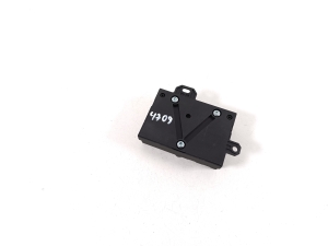 Mercedes Benz E-Class W212 (2009–2015) Fuel pump control module A0009003101 - 3