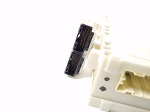 LEXUS LS (2006–2017) Interior fuse box 8273050160 - 5