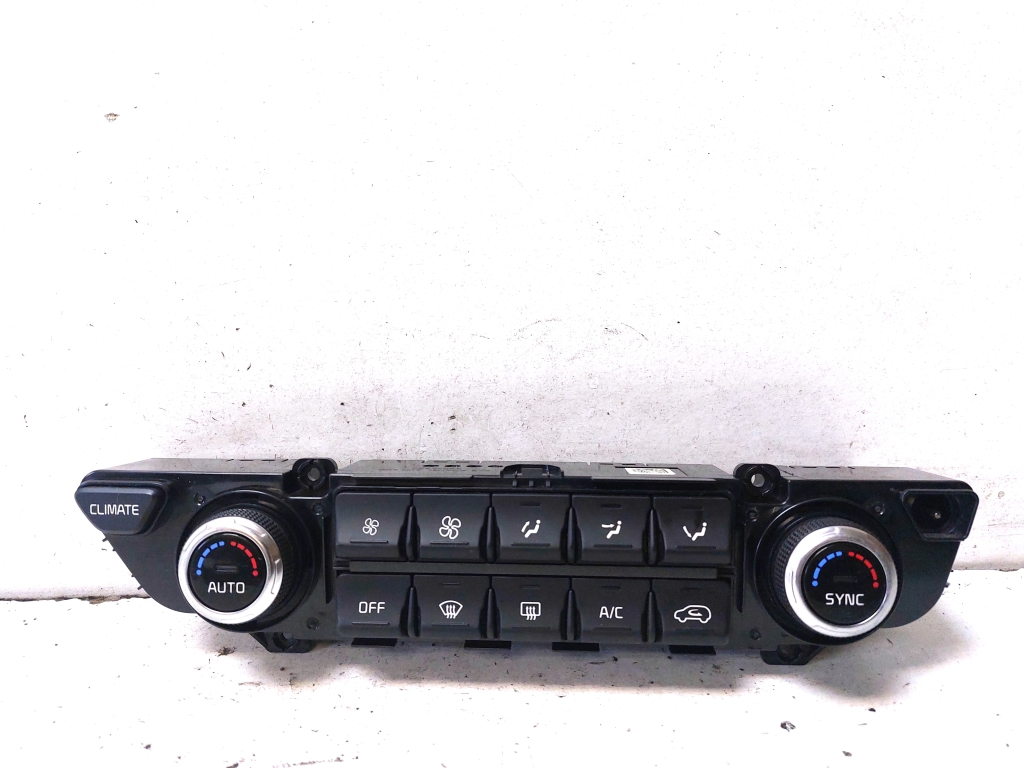 Kia Sportage (2016–2021) Heater control panel 97250F1CB0AK5