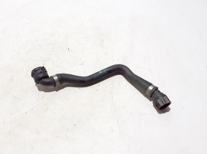 BMW 5 SERIES G30 (2016–2026) Jahutusradiaatori voolik 8602676 - 2