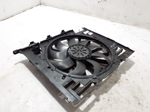 BMW 5 SERIES G30 (2016–2026) Dzesēšanas ventilators un tā daļas 7953398 - 3