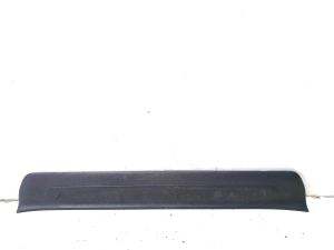 Inner sill trim