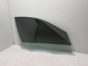   Fenster Scheibe Tür vorne  - 7339456 