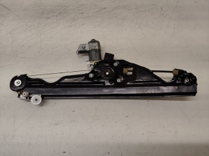 BMW 5 SERIES E61 (2004–2010) Rear side door window regulator 7184744S - 3