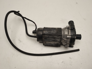 Mercedes Benz SL-Class 230 (2001–2012) Auxiliary water pump A0005504883 - 2