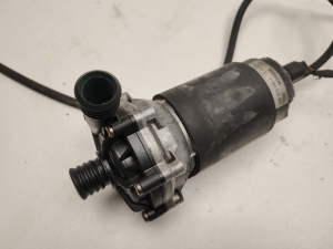 Mercedes Benz SL-Class 230 (2001–2012) Auxiliary water pump A0005504883 - 4