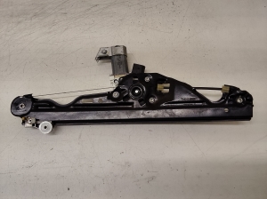 Rear side door window regulator - 7184744S