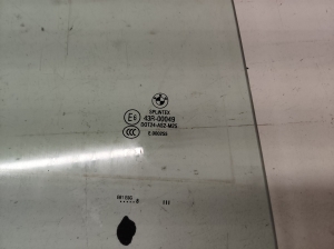 BMW 5 SERIES E61 (2004–2010) Rear side door glass 43R00049 - 2