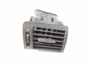 Dashboard air vent grilles - 5565050090