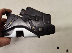 BMW 3 SERIES E46 (1998–2007) Rear side door lock 246HTR - 4