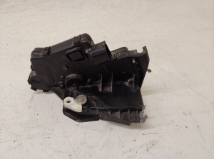 BMW 3 SERIES E46 (1998–2007) Rear side door lock 246HTR - 5